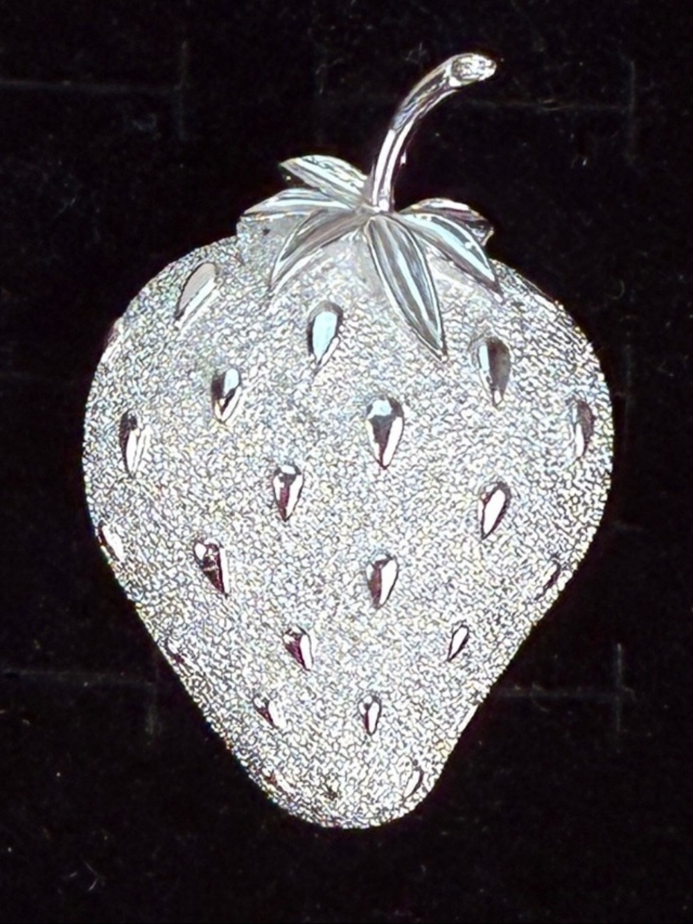 Vintage Bright Silvertone Textured Strawberry Brooch